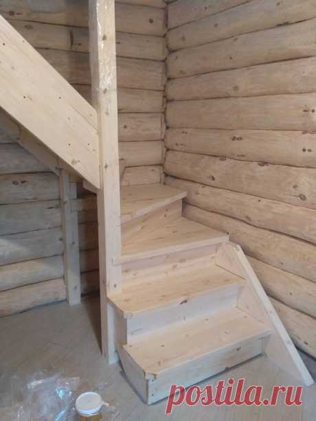 На даче смастерили лесенку