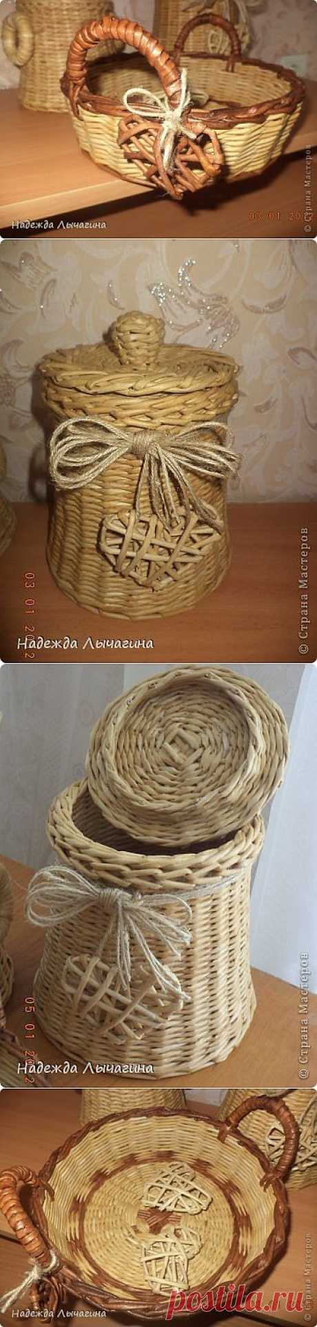 Плетение из газет. Красивая загибка края корзинки. Мастер-класс.