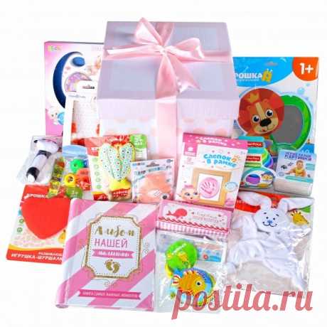 Набор из 15-ти подарков новорожденной девочке lollybox newborn MAXI girl