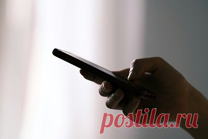 Россиян предупредили о фейковых приложениях российских банков в App Store. В магазине приложении для устройств на базе операционной системы iOS AppStore появились поддельные приложения российских банков ВТБ и «Тинькофф», которые воруют личные данные. Об этом россиян предупредило Управление по организации борьбы с противоправным использованием информационно-коммуникационных технологий МВД.