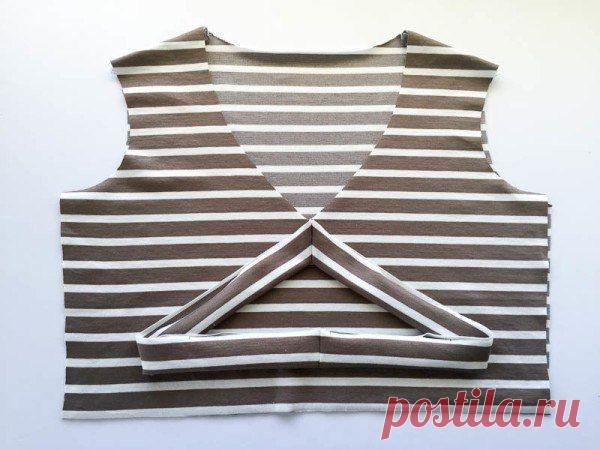 Обработка V-образного выреза на трикотаже