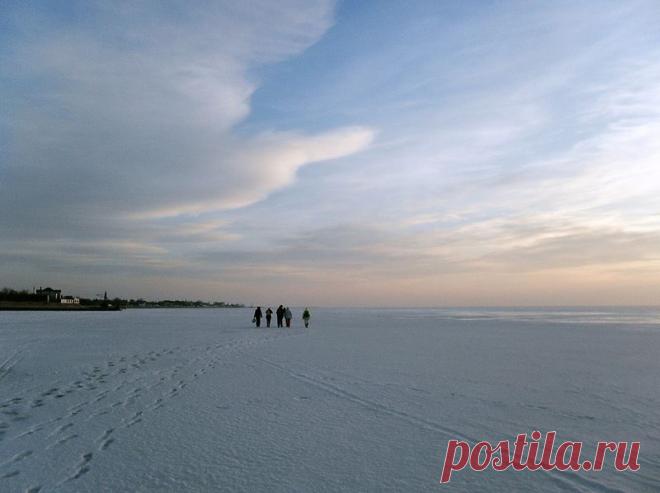 Персональный сайт - На льду Азовского моря