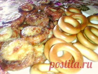 Сушки с фаршем на сковороде Очень вкусный и простой рецепт....
