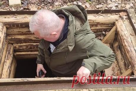 Министр обороны Литвы спустился в бункер. Министр обороны Литвы Анашаускас выставил снимок из послевоенного бункера и оценил его пригодность. Также он уточнил, что в этом бункере погибли три латышских партизана из состава «лесных братьев», то есть союзников нацистской Германии, которые вели партизанскую войну против СССР.