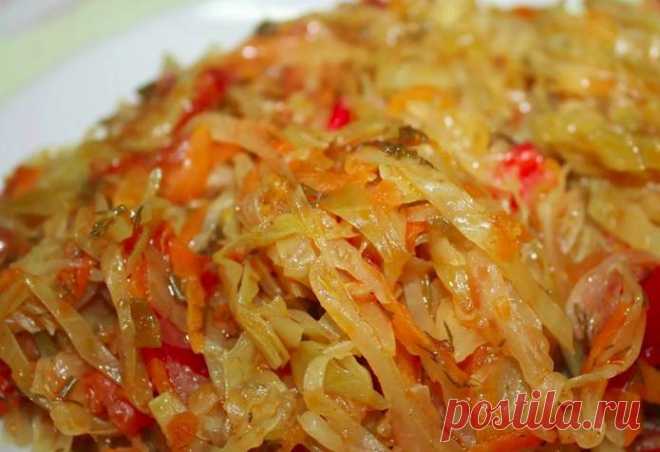 Вкусная тушеная капуста с мясом и сметаной: рецепт Приятного аппетита!