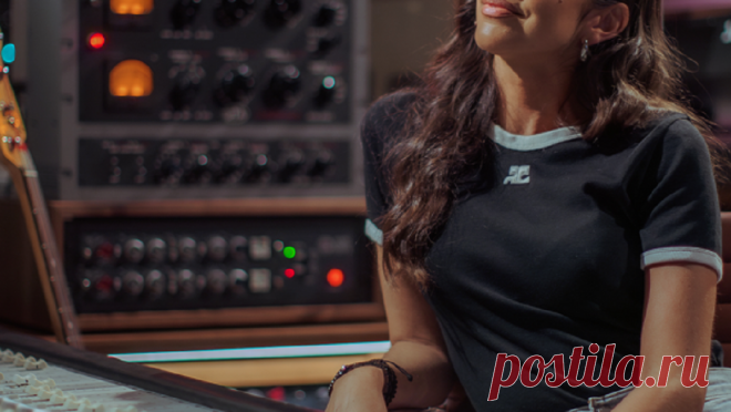 mixwiththemasters Alissia producing 3’s Company by DRAM TUTORiAL  | 912 MB
In this exclusive, one-time-only masterclass, New York-based producer and singer-songwriter ALISSIA will recreate "3’s Company", the track she co-wrote and performed alongside the charismatic and talented DRAM. 
DOWNLOAD:
https://audioclub.store/education/alissia-producing-3s-company-by-dram-tutorial/