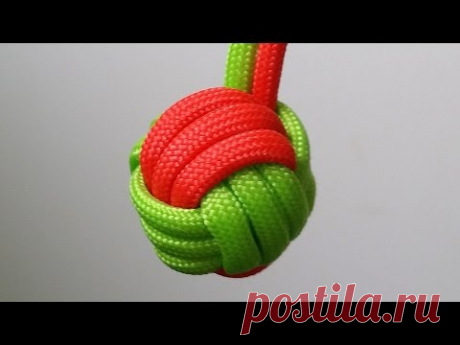 Как сделать двухцветный брелок `` Кулак обезьяны ''