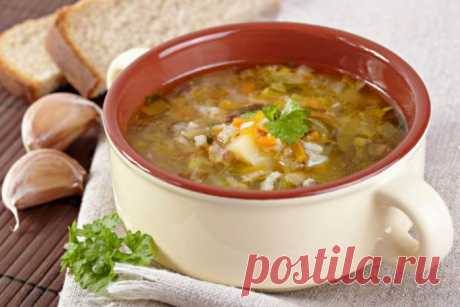 Как вкусно приготовить рассольник с перловкой и солеными огурцами 🚩 Кулинарные рецептыы