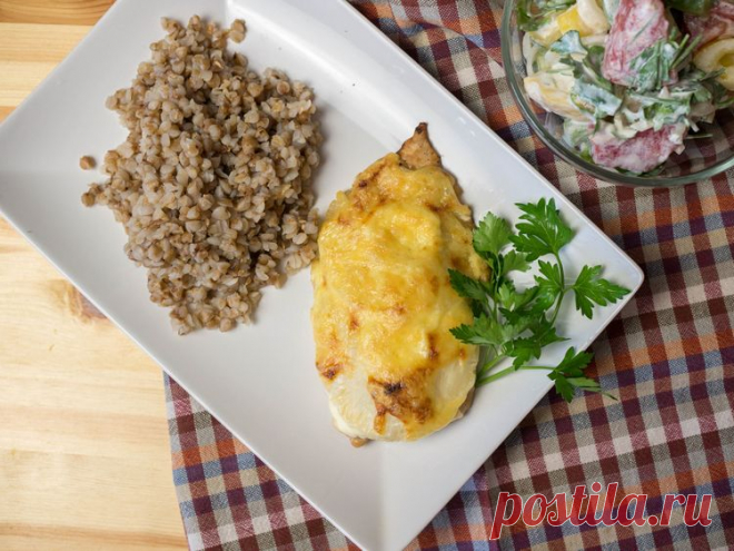 Курица под ананасом - Простые рецепты Овкусе.ру