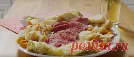 Никогда не пробовала такой вкусной тушеной капусты. Теперь готовлю только так! — Жизнь под Лампой!