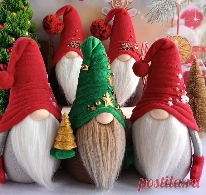 Гномики новогодние в наличии и на заказ. Дополнят новогодний интерьер , будут отличным подарком на новый год.