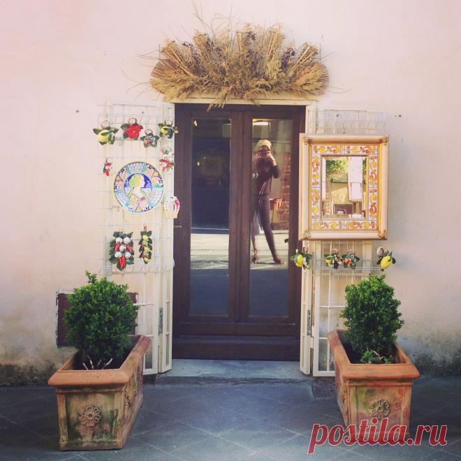 Уютная Умбрия.
городок Костильоне дель Лаго