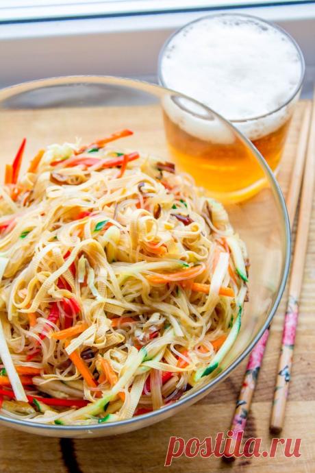 Салат по-харбински 
 


 











Популярная закуска, распространенная на Дальнем Востоке и приграничных городах Китая. Отлично подходит, как самостоятельное блюдо, так и в качестве гарнира. Так же идеально подходит …