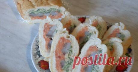 Бутерброды "Сюрприз" Автор рецепта Наталья Попова Бутерброды "Сюрприз" - пошаговый рецепт с фото. Здравствуйте,хозяюшки! Продолжаю бутербродную тему) Для многих утром стоит вопрос - накормить свое семейство вкусно, быстро и бюджетно! Для меня палочка-выручалочка - бутерброды! Итак, бутерброды "Сюрприз" Потому как с виду обыкновенный батон, а...