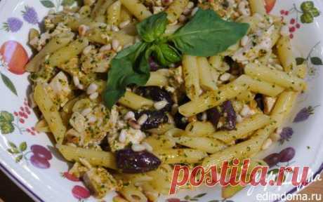 Паста с курицей, оливками и соусом песто | Кулинарные рецепты от «Едим дома!»