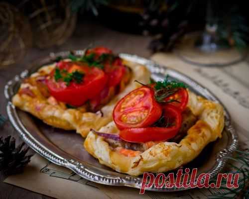 Рецепты на Новый год: Слойки с овощами и семгой