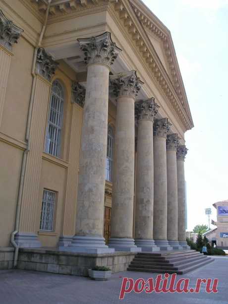 Краевая библиотека.