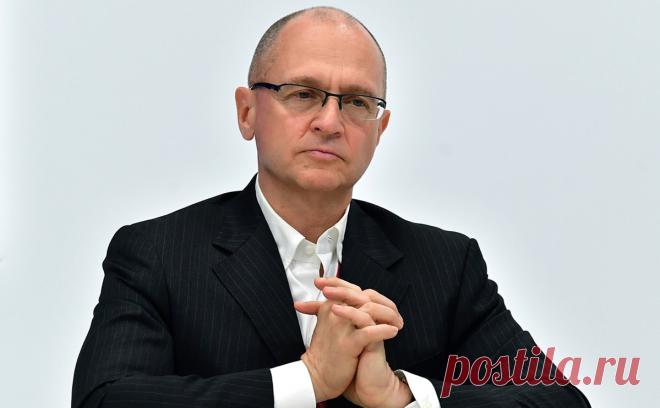 СМИ показали видео «мастер-класса по самообороне» от Кириенко. Первый заместитель руководителя администрации президента Сергей Кириенко провел мастер-класс по самообороне в рамках образовательного форума «Таврида» в Крыму.