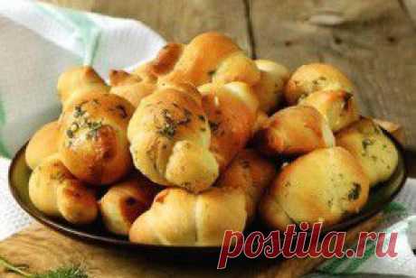 Чесночные булочки с сыром