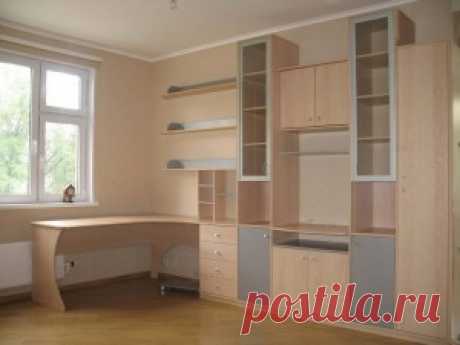 Шкафы с компьютерным столом на заказ в Минске по низкой цене.