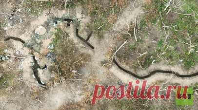 «Качество кассетных боеприпасов ВСУ оставляет желать лучшего»: что происходит на Северском направлении в ЛНР. Линия соприкосновения на Северском направлении застыла, но боевые действия тут не прекращаются ни на один день. Корреспондент RT побывал на позициях подразделений 2-го армейского корпуса, которые сдерживают натиск ВСУ от Шипиловки до Золотарёвки в Луганской Народной Республике. Читать далее