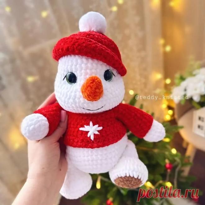 Бесплатный PDF мастер-класс по вязанию плюшевого снеговика крючком #схемыамигуруми #амигуруми #вязаныеигрушки #вязаныйснеговик #снеговиккрючком #снеговикамигуруми #amigurumipattern #amigurumi #crochetsnowman #crochetpattern #amigurumisnowman #amigurumitoy