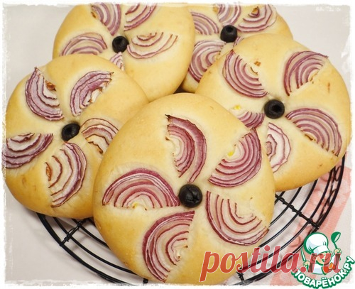 Лепешки с оливковым маслом и луком - кулинарный рецепт