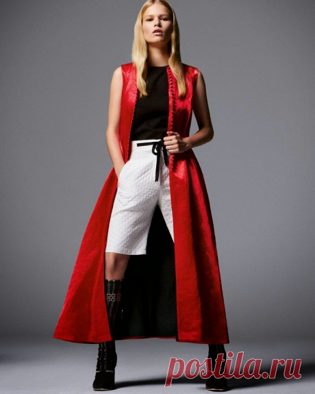Анна Юэрс (Anna Ewers) в фотосессии Даниеля Джексона (Daniel Jackson) для журнала Vogue UK (февраль 2015)