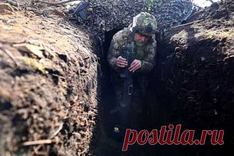 В НАТО признали провал контрнаступления Украины. Киев провалил контрнаступление даже с оружием НАТО, заявил генсек альянса Йенс Столтенберг. По его словам, это лишь подтверждает факт, что нельзя недооценивать Россию. Ее индустрия переведена в военный режим, страна способна снабжать армию боеприпасами и техникой, что помешало Украине добиться территориальных успехов.