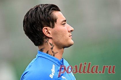 Смолов рассказал об отъезде одноклубника из России после атаки беспилотников. Нападающий московского «Динамо» Федор Смолов рассказал об отъезде норвежского футболиста команды Матиаса Норманна из России после атаки беспилотников на «Москва-Сити». Футболист вспомнил, что одноклубник вышел из общекомандного чата и не пришел на тренировку. Смолов заявил, что не хочет осуждать Норманна.