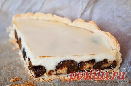 Сказочный пирог с черносливом и сметаной