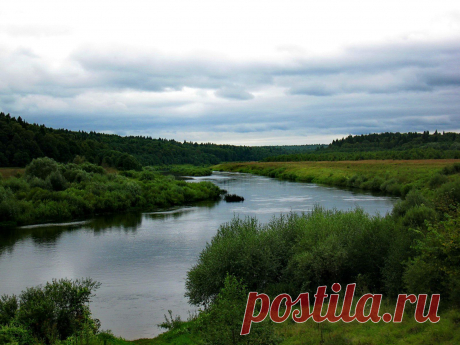 пасмурным днём...