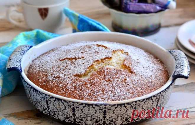 Быстрый пирог на скорую руку - нежный и очень вкусный! Из продуктов, которые всегда под рукой!
