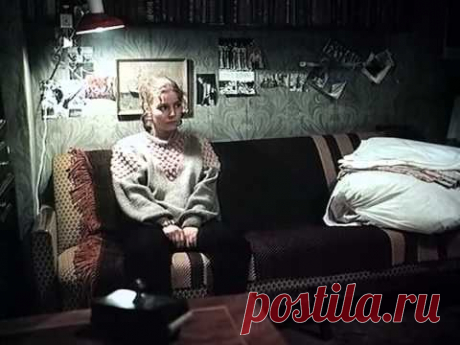 Забавы молодых (1987) Полная версия Группа студентов техникума из-за прогулов осталась без зачета по физкультуре. Чтобы избежать неприятностей, они придумывают розыгрыш: одна из "пострадавших" ...