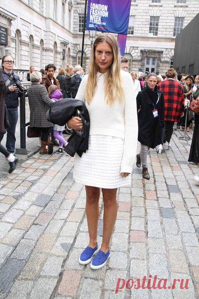 Удобна летняя обувь на любой случай или с чем носить слипоны? | советы стилиста | Яндекс Дзен