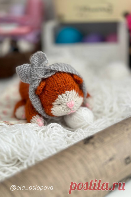 PDF КОТЕНОК спицами. Sleeping kitten knitting pattern; Аmigurumi toy patterns. Амигуруми схемы и описания на русском. Вязаные игрушки спицами и поделки своими руками. Игрушки спицами. Вязаные игрушки. Вязание игрушек спицами.Котик спицами. котята спицами. Toy knitting patterns. Как связать котенка спицами, когда ты только начинаешь вязать.Кошка спицами,котенок спицами,котик спицами,кот.