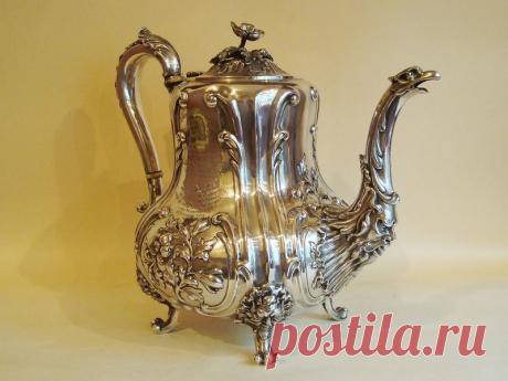 АНТИКВАРНАЯ ЛАВКА. СЕРЕБРЯНЫЕ КОФЕЙНИКИ..