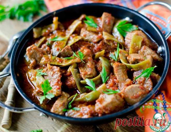 Гуляш из свинины с зеленой фасолью – кулинарный рецепт