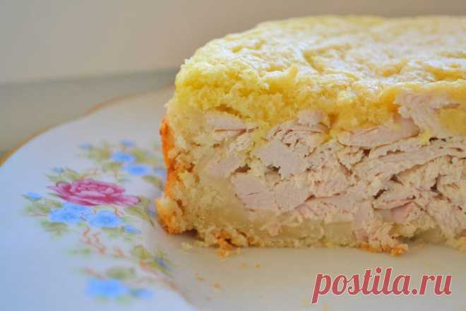 Пирог "нежный кабачок в компании с курицей".