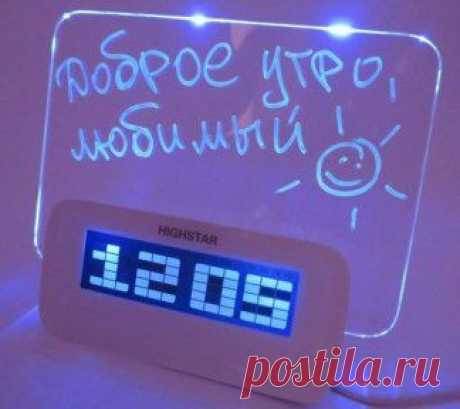 Вы только взгляните, увидела у подруги будильник, и влюбилась в него. Делюсь со всеми. Крутая штука. Пока действует скидка заказывайте topshoplife.ru/8603/led-budilnik-s-doskoy.html Компактные электронные часы с лаконичным дизайном всегда точно покажут не только время, а так же температуру, дату, можно установить таймер и настроить одновременно несколько будильников! Д