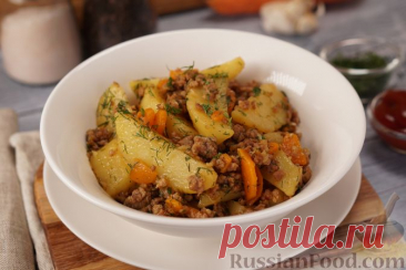 Рецепт: Тушёная картошка с фаршем на RussianFood.com