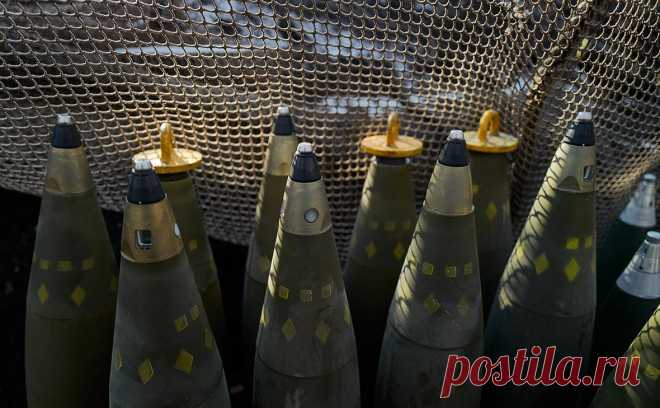 Украина получит 3 млн боеприпасов для пушек при помощи Чехии. Украина в рамках так называемой «чешской инициативы» получила уже более 2,5 млн снарядов, заявил министр иностранных дел Чехии Ян Липавский на встрече послов республики за рубежом.
