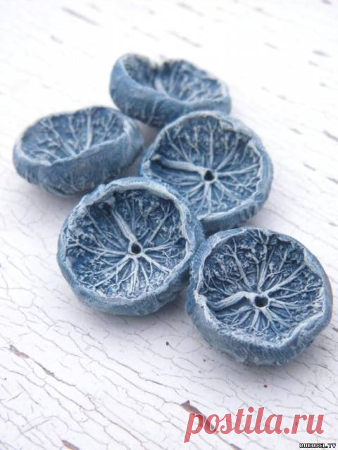 Оригинальные бусины своими руками для браслетов. - Рукодел.TV Добрый день, дорогие мастерицы! Представляем новый мастер класс по изготовлению бусин для браслетов из полимерной глины, своими руками, с применением штампов.     Выберите свою любимую
