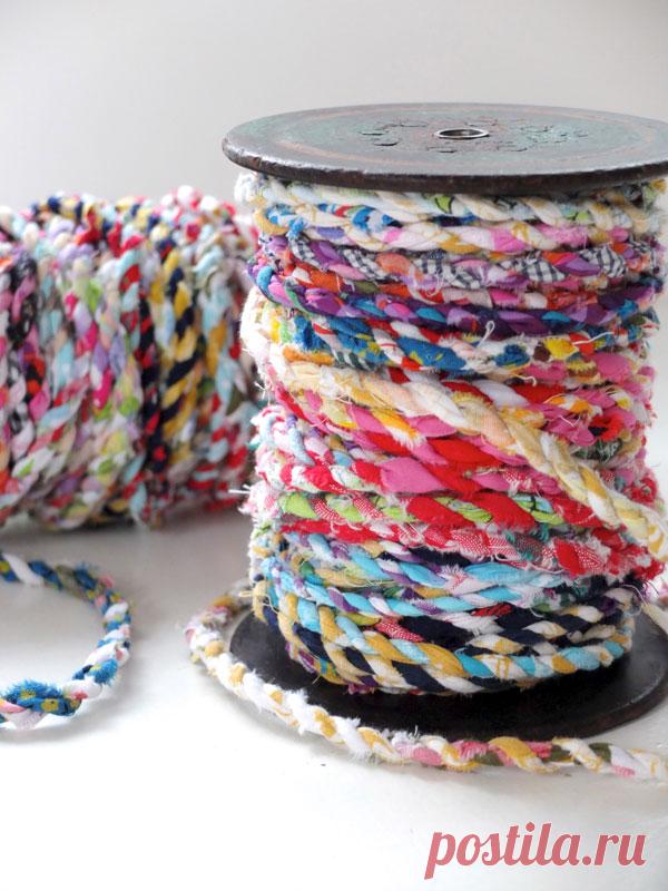 Как сделать ткань шпагат | сделать: Экономия шитье лоскутки на черный день? Проверить этот блестящий Учебник для создания ваших собственных ткань шпагат!