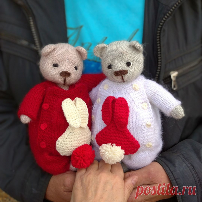 Мастер класс по вязанию мишки игрушки спицами от Оли Ослоповой.Christmas teddy bear knitting pattern.