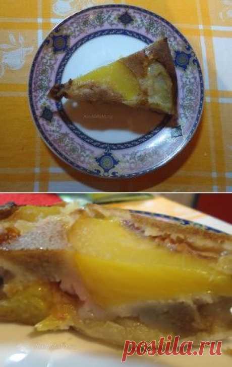 Пирог из персиков с яблоками