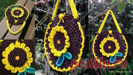 EU TAMBÉM CROCHETO...: Bolsinha Girassol em Trapilho