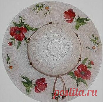 Украшаем соломенную шляпку.И ЗДЕСЬ --- http://mastera-dekupazha.com/kak-sdelat-pravilnyj-dekupazh-na-primere-solomennoj-shlyapy-master-klass-s-10-foto/