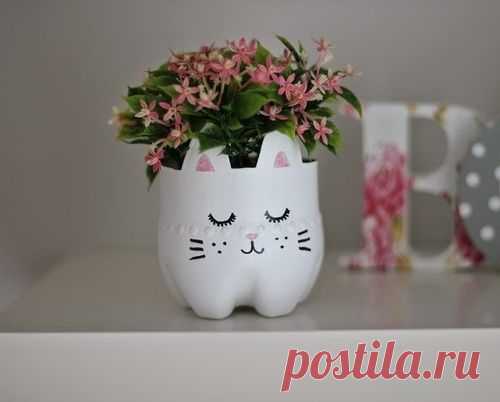 DIY: милые кашпо-зайчики из простых пластиковых бутылок!