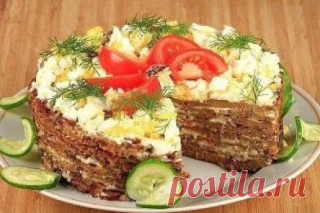 Мясной торт Рецепты: Мясной торт.ПОНАДОБИТСЯ:Для блинов:500 г куриного филе2 луковицы3 яйца200 г сметаны или кефира6 ст. ...